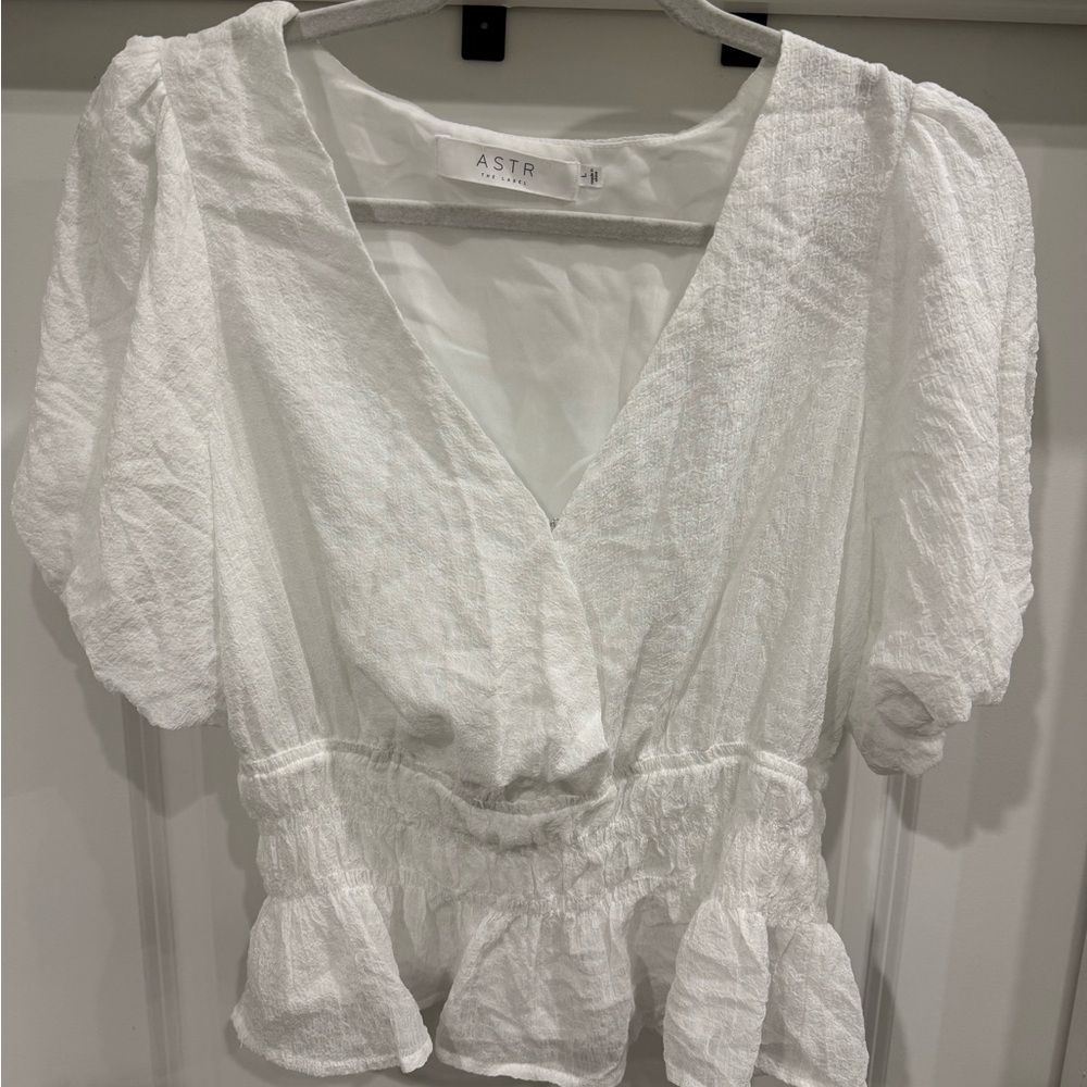 ASTR White Textured Blouse